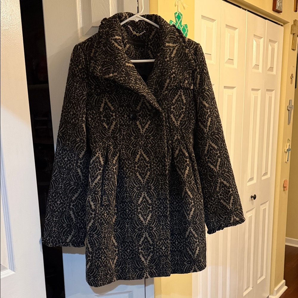Steve Madden Black and Cream Patterned Teddy Jacket